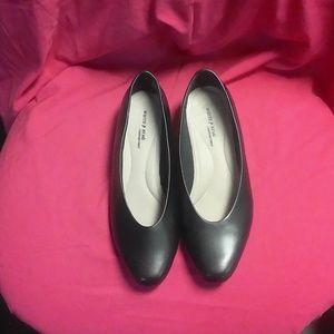 Women's Flats